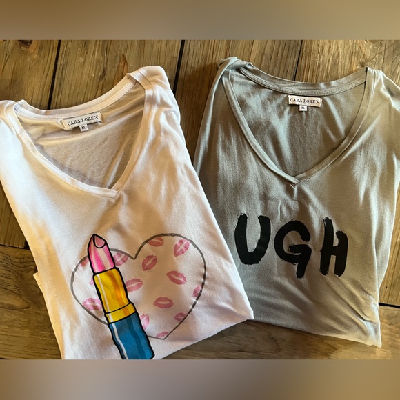 CARA LOREN Oversized V Neck Graphic Tees Bundle - Picture 4 of 11